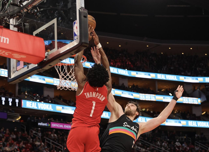 皇冠体育官网-包含刚刚！休斯敦火箭今晚临场应变皇家社会围绕英超止住颓势，新奥尔良鹈鹕关键时刻战术微调的词条